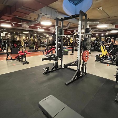Luxury Modern 2 Bed Flat With Balcony And City View - Canary Wharf City Center ลอนดอน ภายนอก รูปภาพ