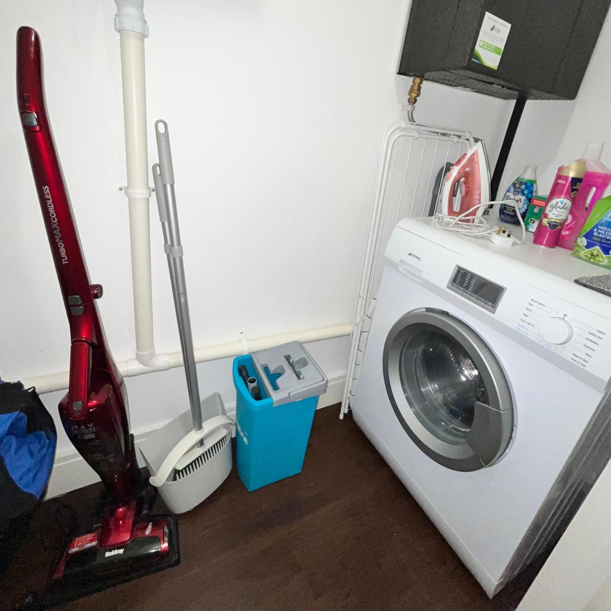 Luxury Modern 2 Bed Flat With Balcony And City View - Canary Wharf City Center ลอนดอน ภายนอก รูปภาพ