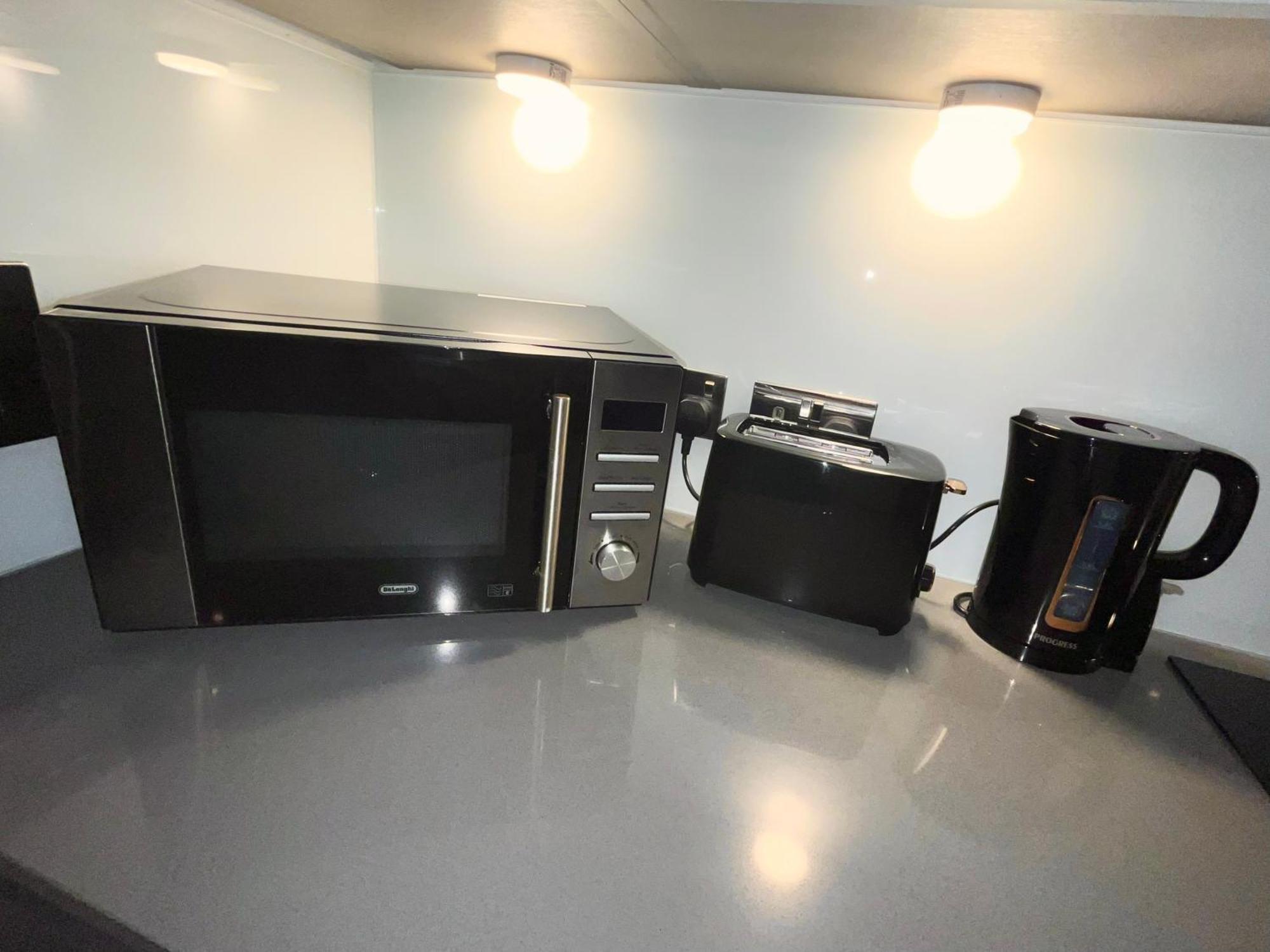 Luxury Modern 2 Bed Flat With Balcony And City View - Canary Wharf City Center ลอนดอน ภายนอก รูปภาพ